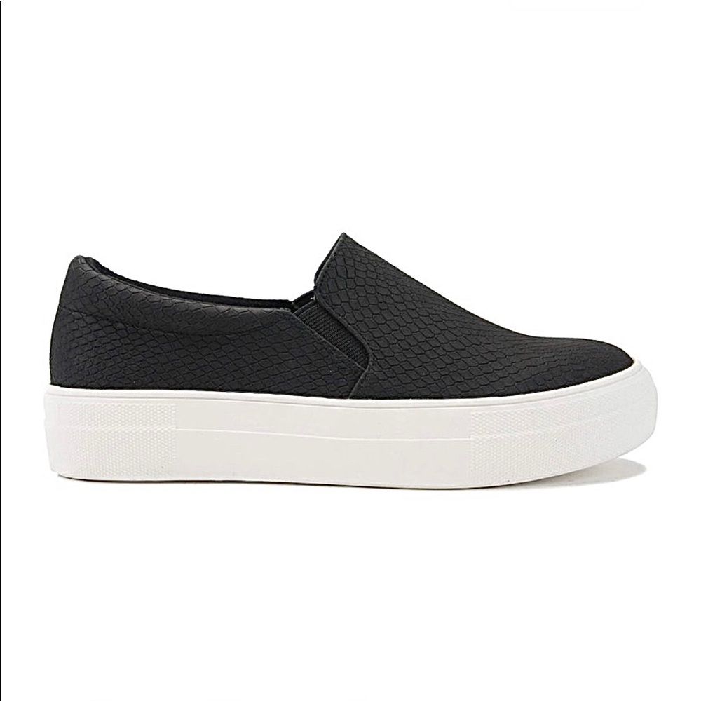 Black Snake Print Embossed Slip On Sneakers - Picture 6 of 10